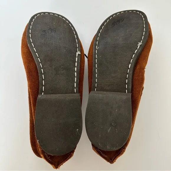 Taos Phoenix moccasins brown suede beaded - Picture 6 of 8